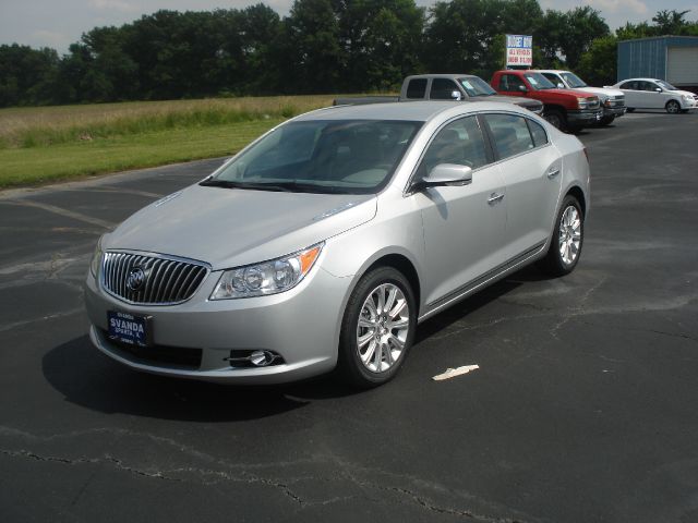 Buick LaCrosse 2013 photo 16