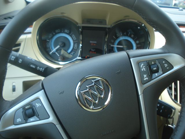 Buick LaCrosse 2013 photo 16