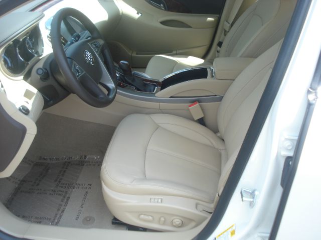 Buick LaCrosse 2013 photo 8