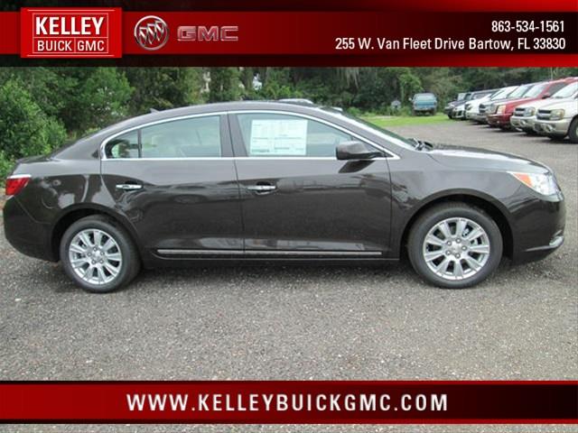 Buick LaCrosse 2013 photo 2