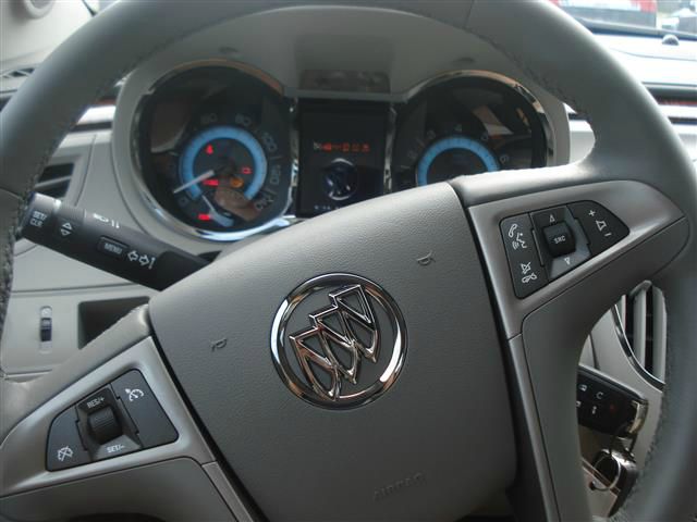 Buick LaCrosse 2013 photo 11