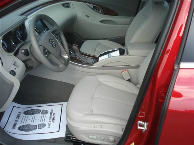 Buick LaCrosse 2013 photo 12