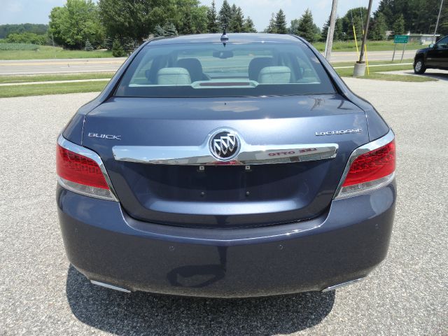 Buick LaCrosse 2013 photo 1