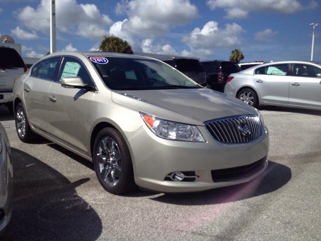 Buick LaCrosse 2013 photo 3