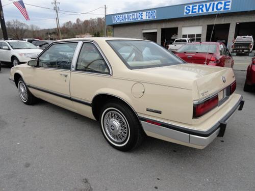 Buick LeSabre 1986 photo 2