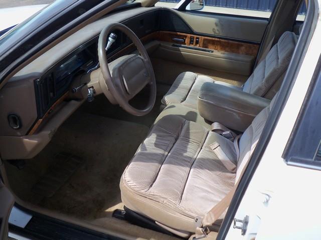 Buick LeSabre 1993 photo 13