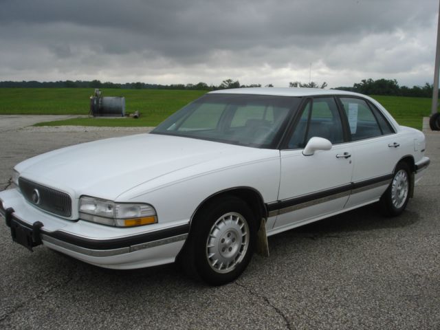 Buick LeSabre 1995 photo 10