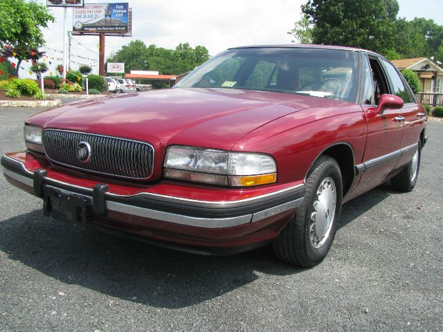 Buick LeSabre 1995 photo 2