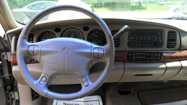 Buick LeSabre 1997 photo 3