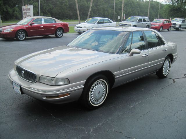 Buick LeSabre 1997 photo 1