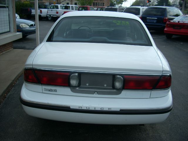 Buick LeSabre 1997 photo 2