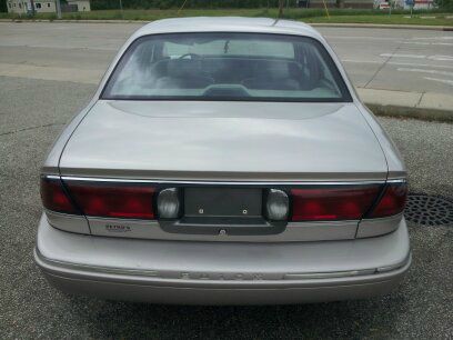 Buick LeSabre 1997 photo 2