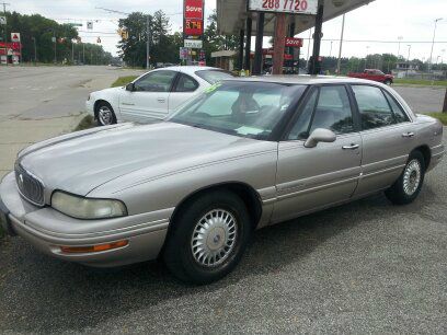 Buick LeSabre 1997 photo 3