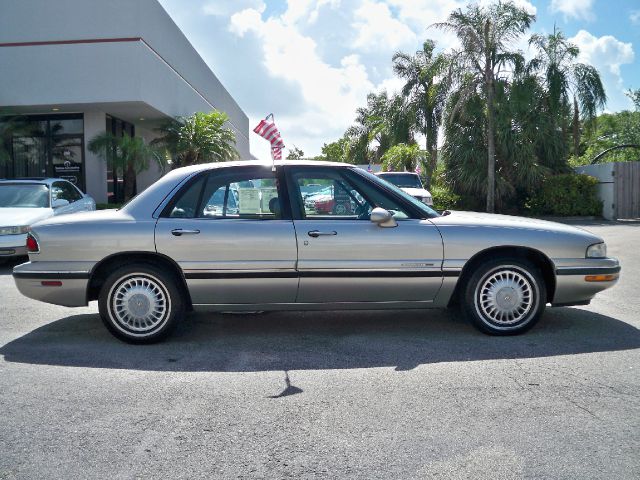 Buick LeSabre 1997 photo 4