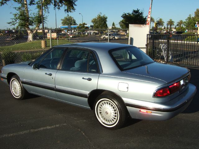 Buick LeSabre 1997 photo 2