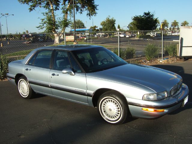 Buick LeSabre 1997 photo 3