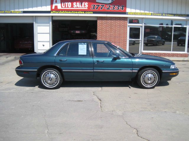 Buick LeSabre 1997 photo 2