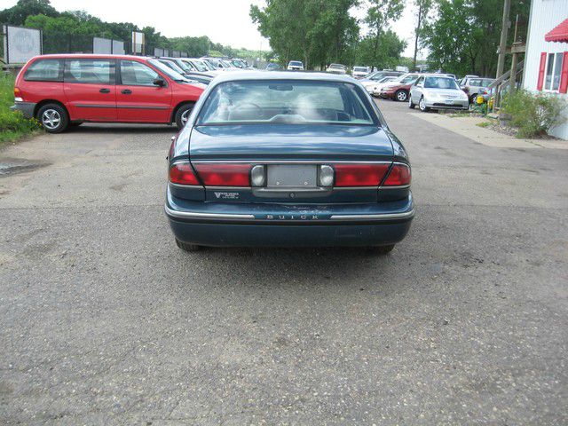 Buick LeSabre 1997 photo 1