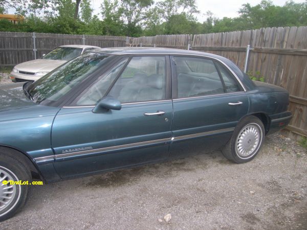 Buick LeSabre SLT 25 Sedan