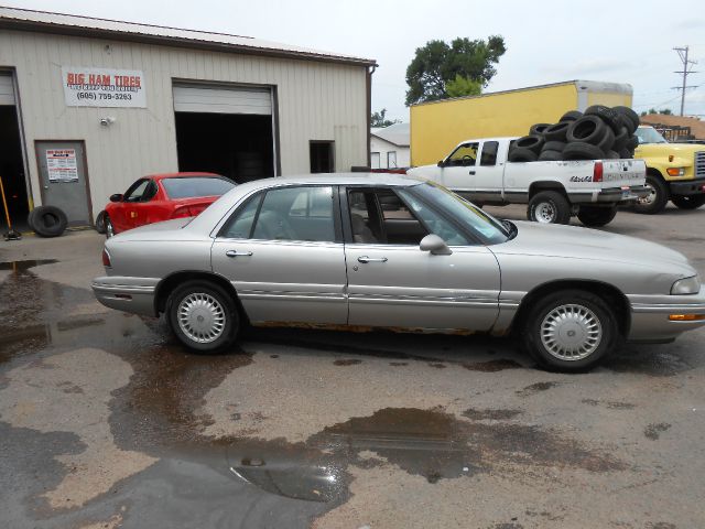 Buick LeSabre 1997 photo 2