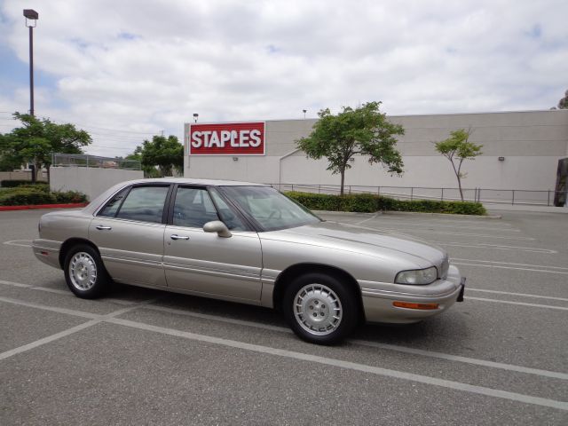 Buick LeSabre 1997 photo 3