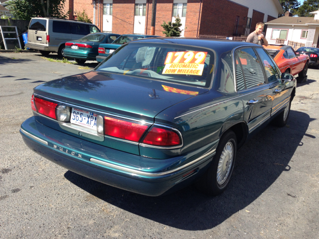 Buick LeSabre SLT 25 Sedan