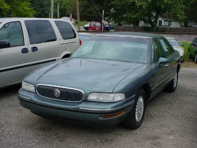 Buick LeSabre 1998 photo 2