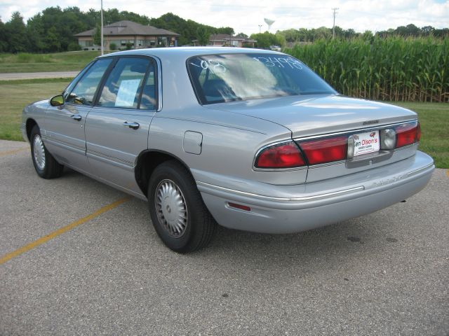 Buick LeSabre 1998 photo 2