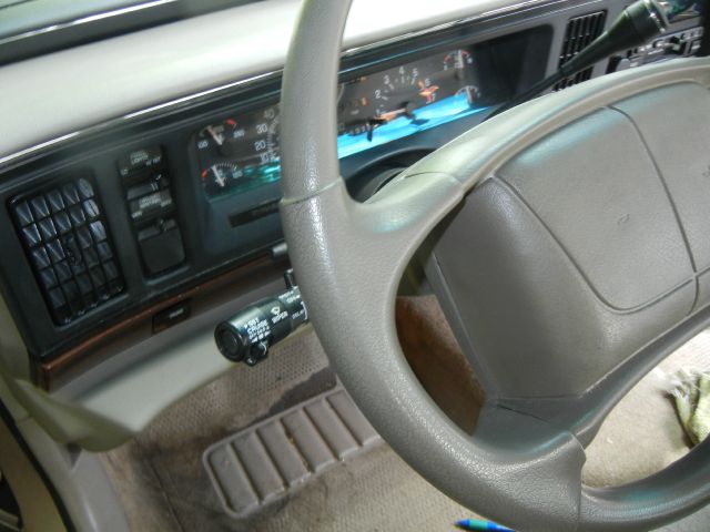 Buick LeSabre 1998 photo 1