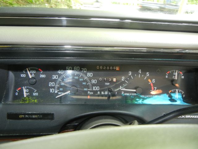 Buick LeSabre 1998 photo 5