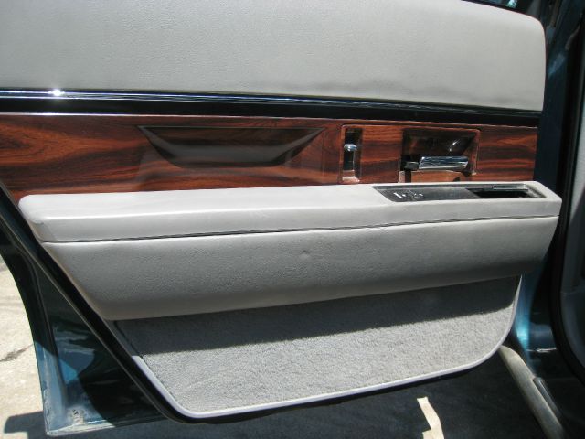 Buick LeSabre 1998 photo 19