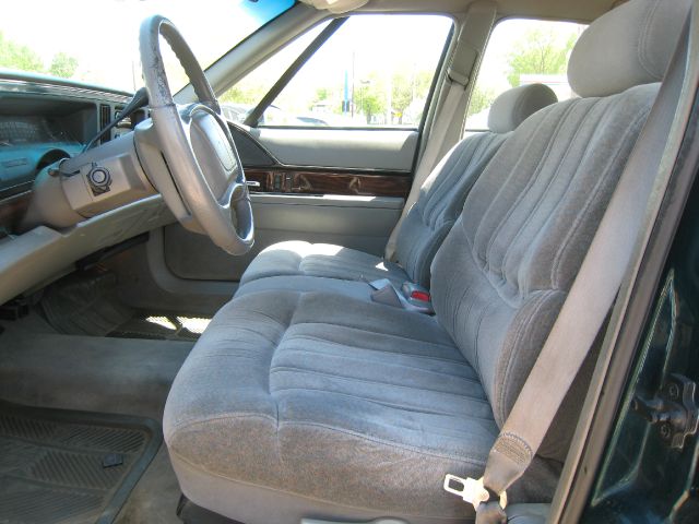 Buick LeSabre 1998 photo 21