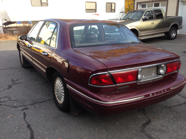 Buick LeSabre 1999 photo 3