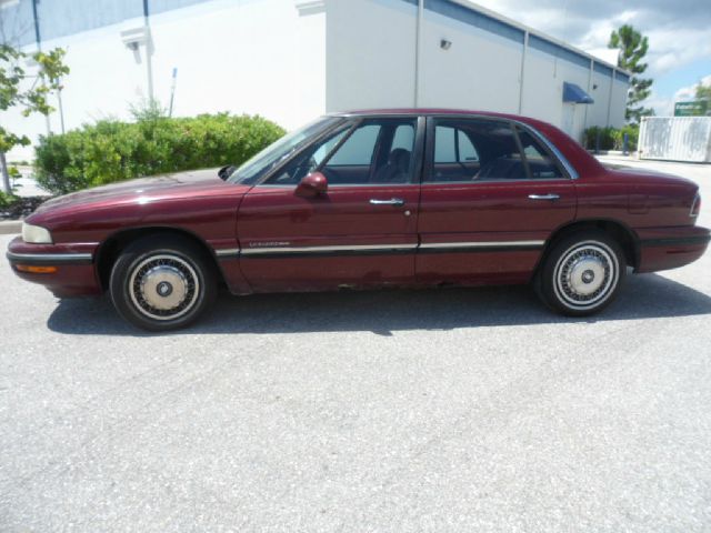 Buick LeSabre 1999 photo 1