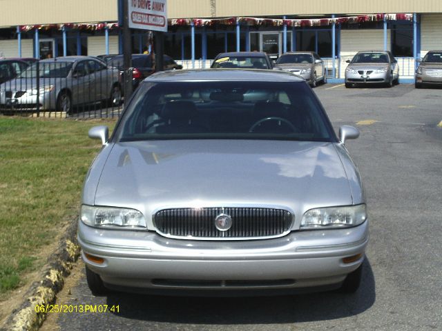 Buick LeSabre 1999 photo 1