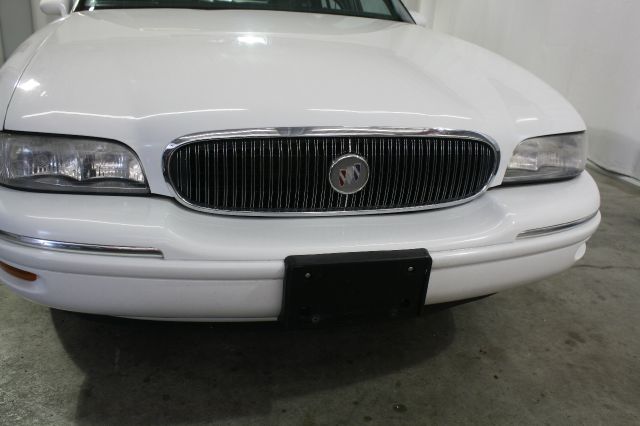 Buick LeSabre 1999 photo 4