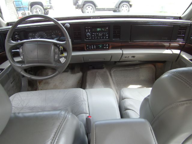 Buick LeSabre 1999 photo 3