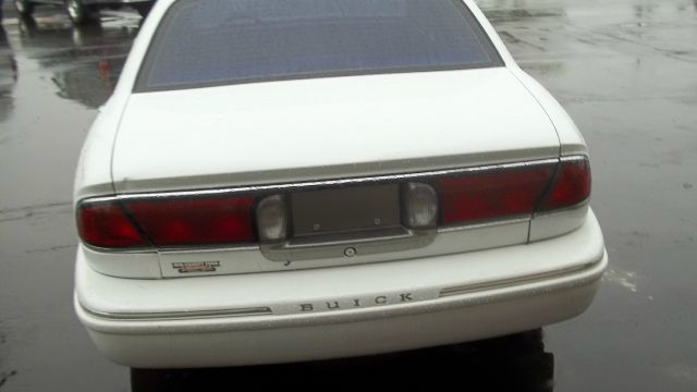 Buick LeSabre SLT 25 Sedan