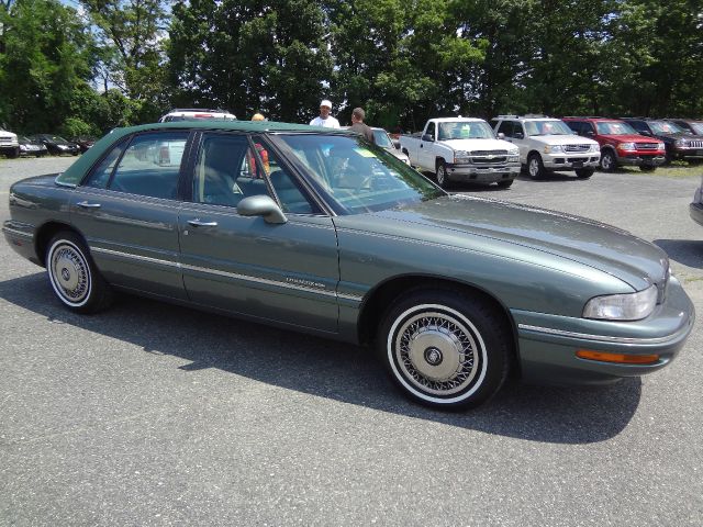 Buick LeSabre 4dr Sdn GXE Auto Sedan