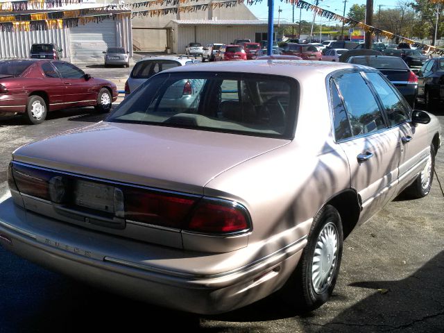 Buick LeSabre 1999 photo 3