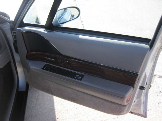 Buick LeSabre 1999 photo 16