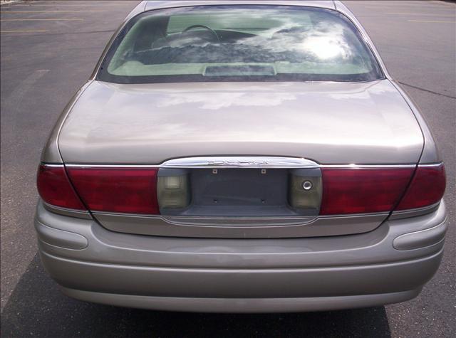 Buick LeSabre 2000 photo 3