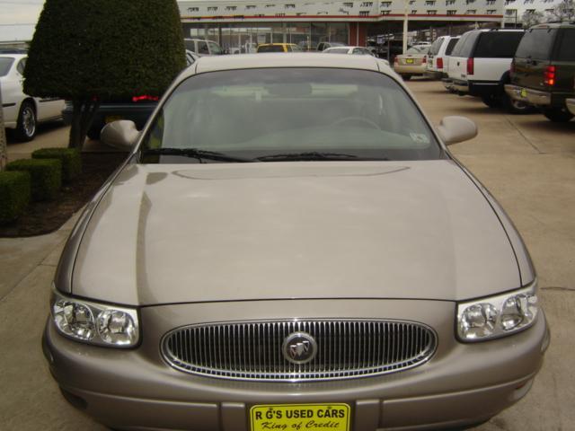 Buick LeSabre 2000 photo 1