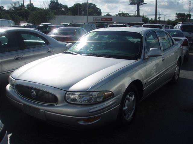 Buick LeSabre 2000 photo 3