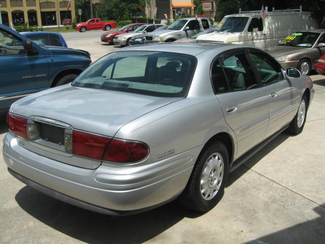 Buick LeSabre 2000 photo 3