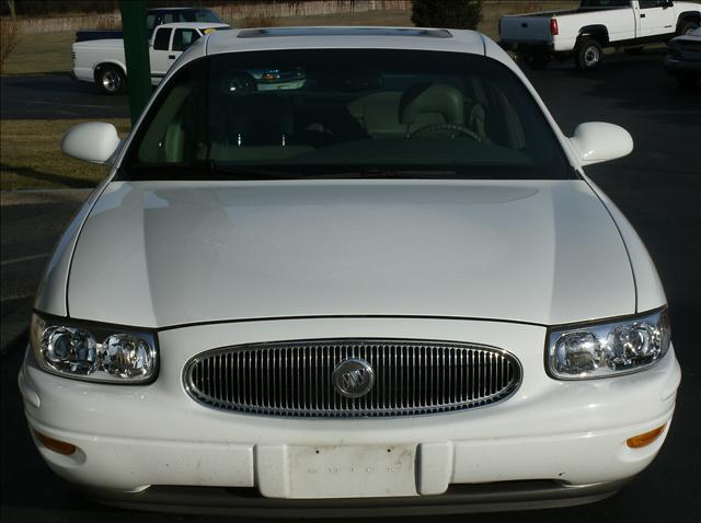 Buick LeSabre 2000 photo 1