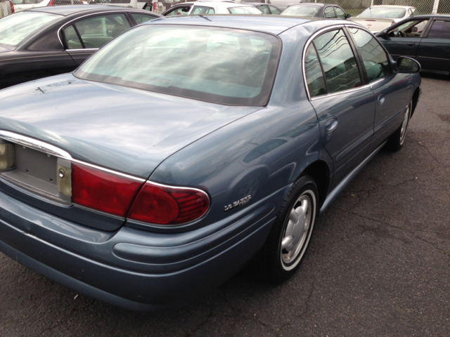 Buick LeSabre 2000 photo 3