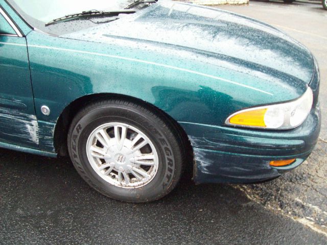 Buick LeSabre 2000 photo 3