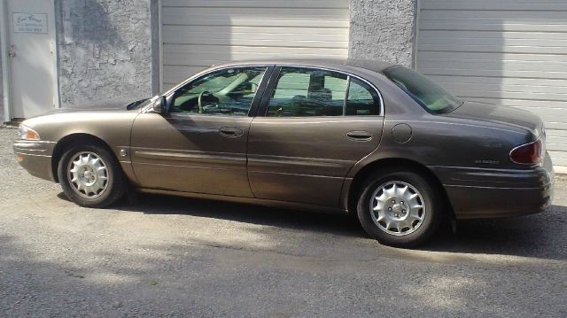 Buick LeSabre 2000 photo 2