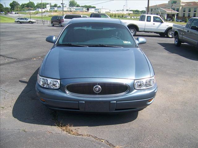 Buick LeSabre 2000 photo 1